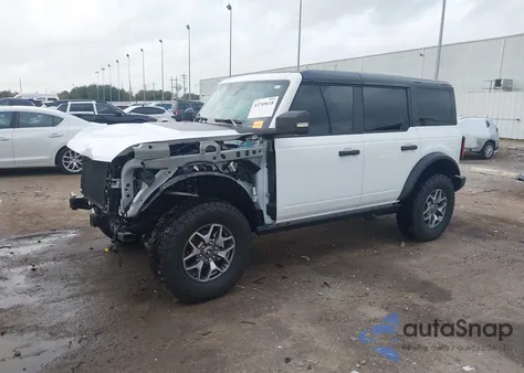 2025 Ford Bronco Badlands z USA, uszkodzony, nr VIN 1FMEE9BP9SLA69756